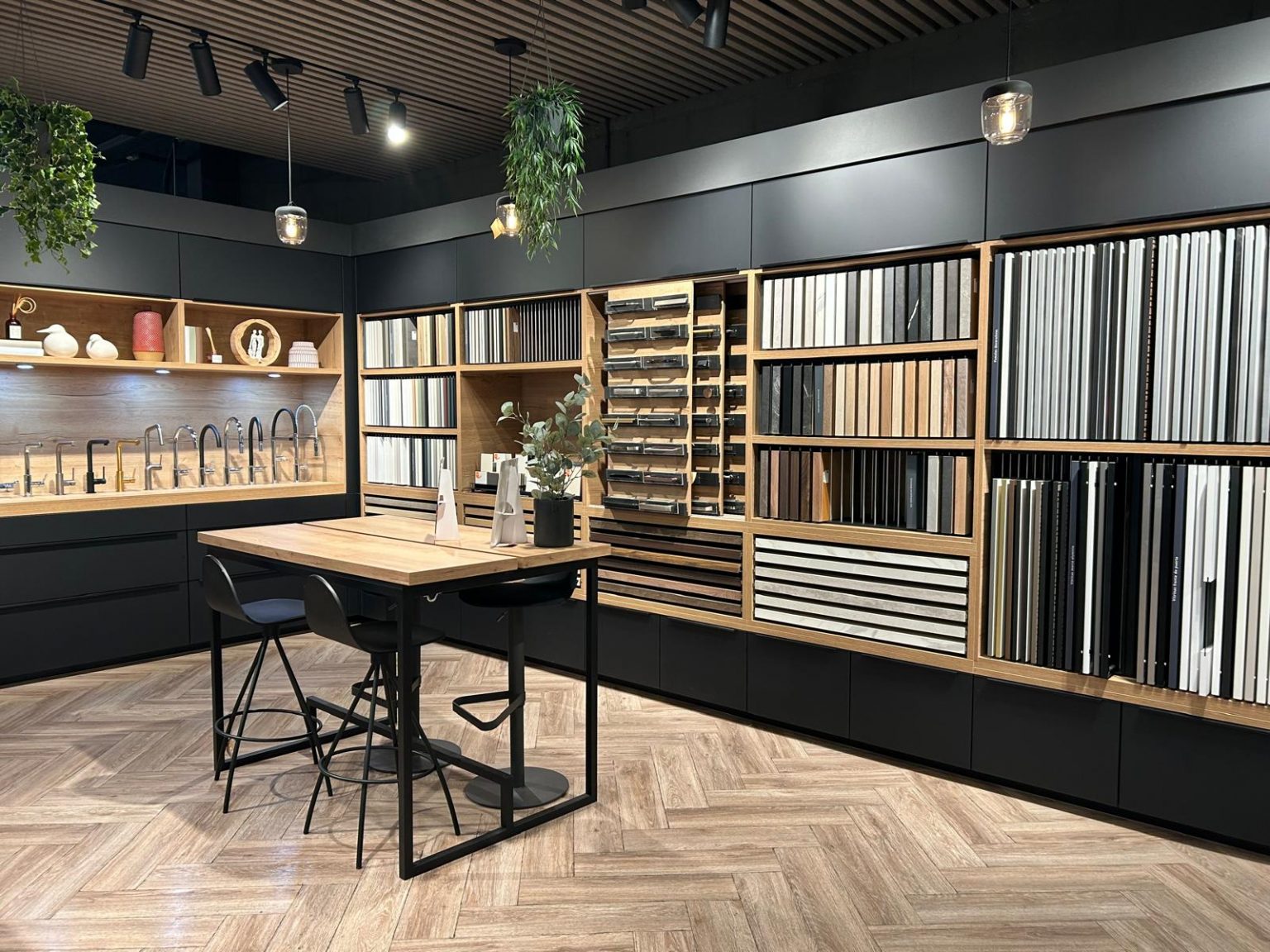 WhatsApp Image 2025-12-15 at 15.09.04 (3)